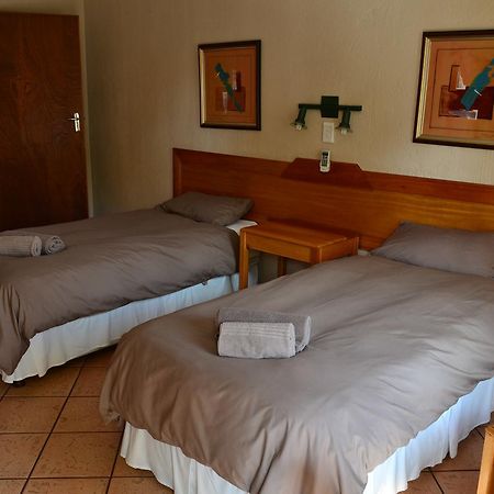 Jacaranda Lodge Полокване Экстерьер фото