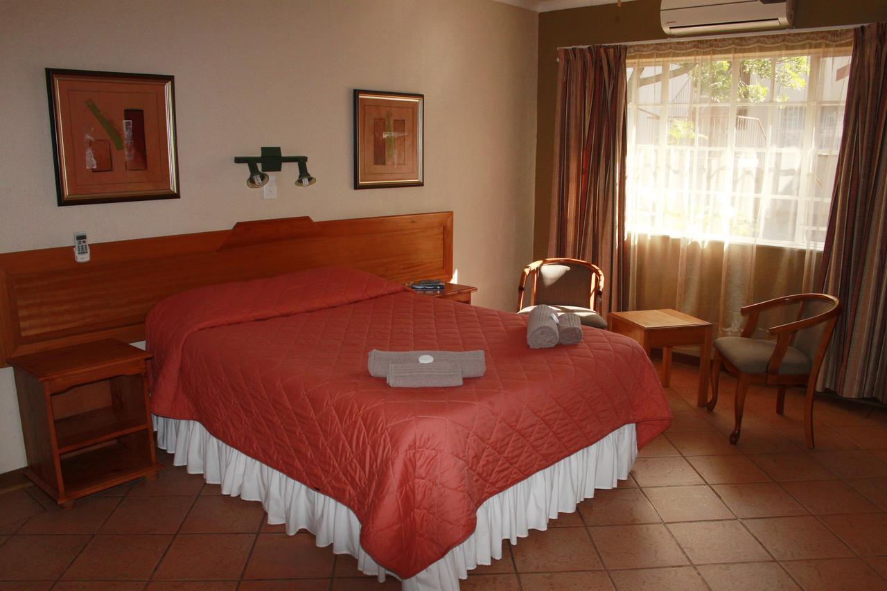 Jacaranda Lodge Полокване Экстерьер фото
